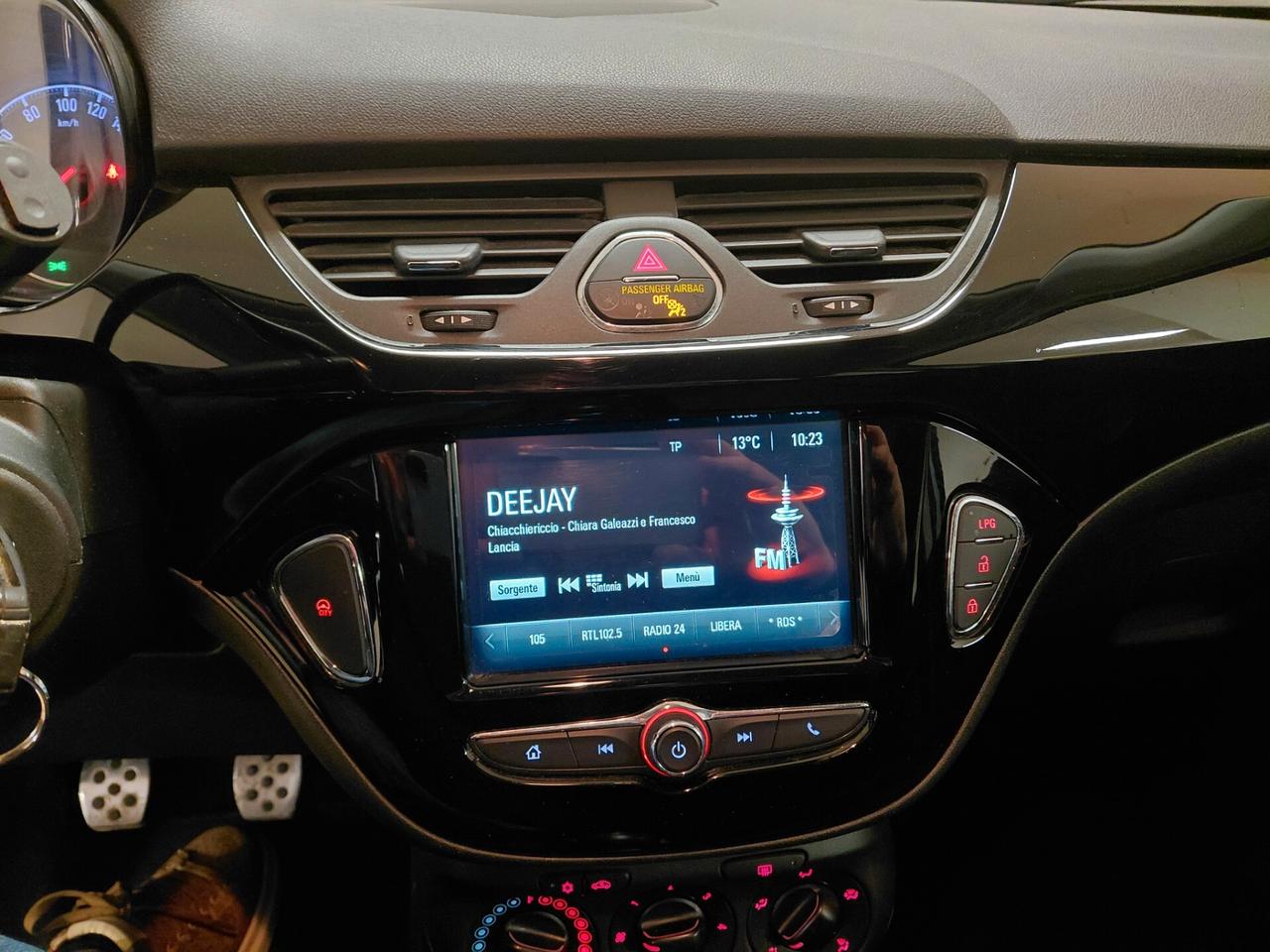 OPEL CORSA ANNO 2018 BZ GPL ADATTA NEOPATENTATI 147 MILA