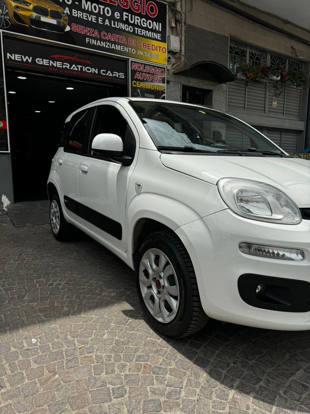 Fiat Panda 0.9 TwinAir Turbo Natural Power Lounge