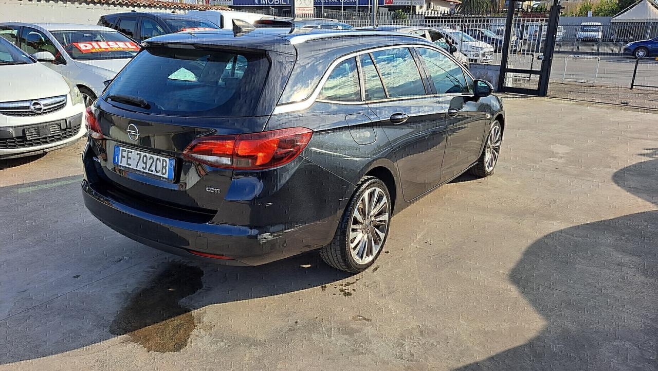 Opel Astra 1.6 CDTi 136CV Sports Tourer Automatica Innovation.