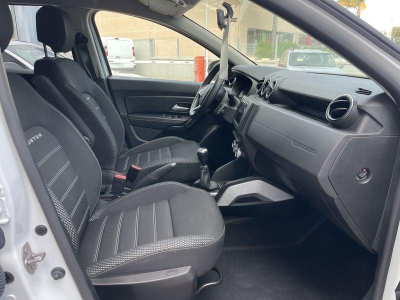 Dacia Duster 1.0 TCe 100 CV ECO-G 4x2 Prestige N1 Autocarro
