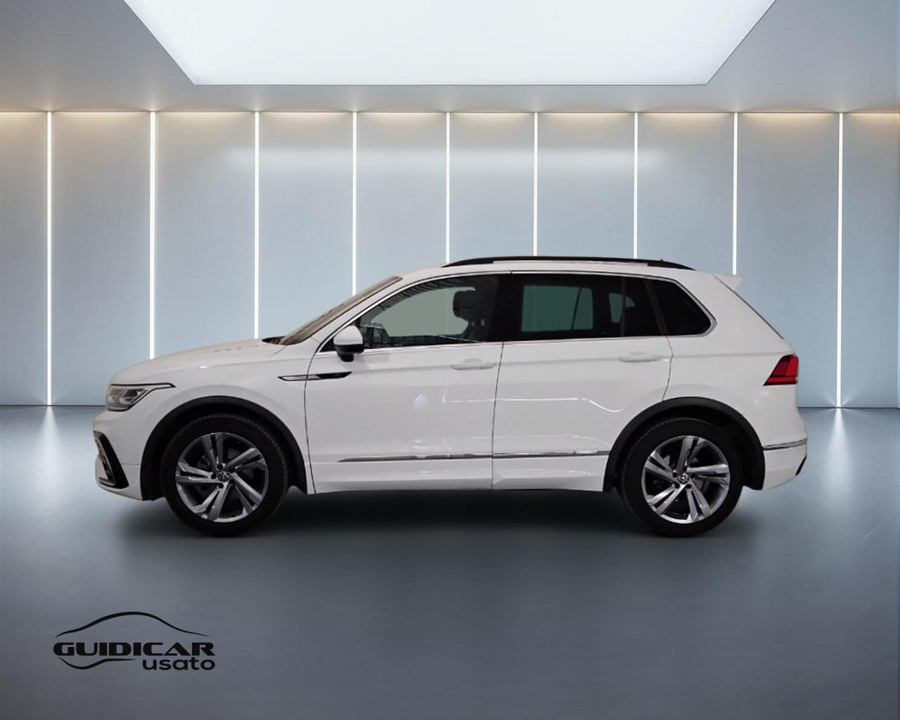 VOLKSWAGEN Tiguan II 2021 - Tiguan 2.0 tdi R-Line 150cv dsg