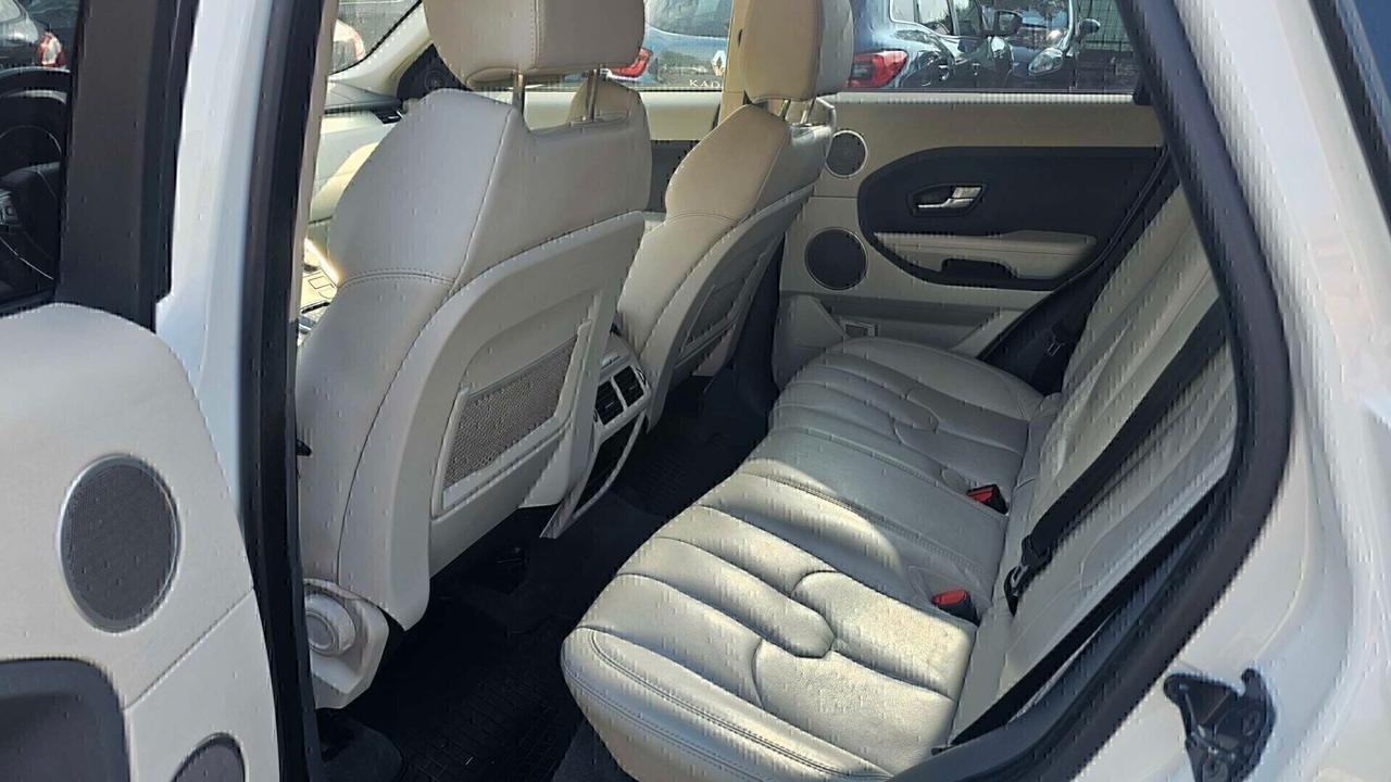 Land Rover Range Rover Evoque 2.2 TD4 5p. Prestige