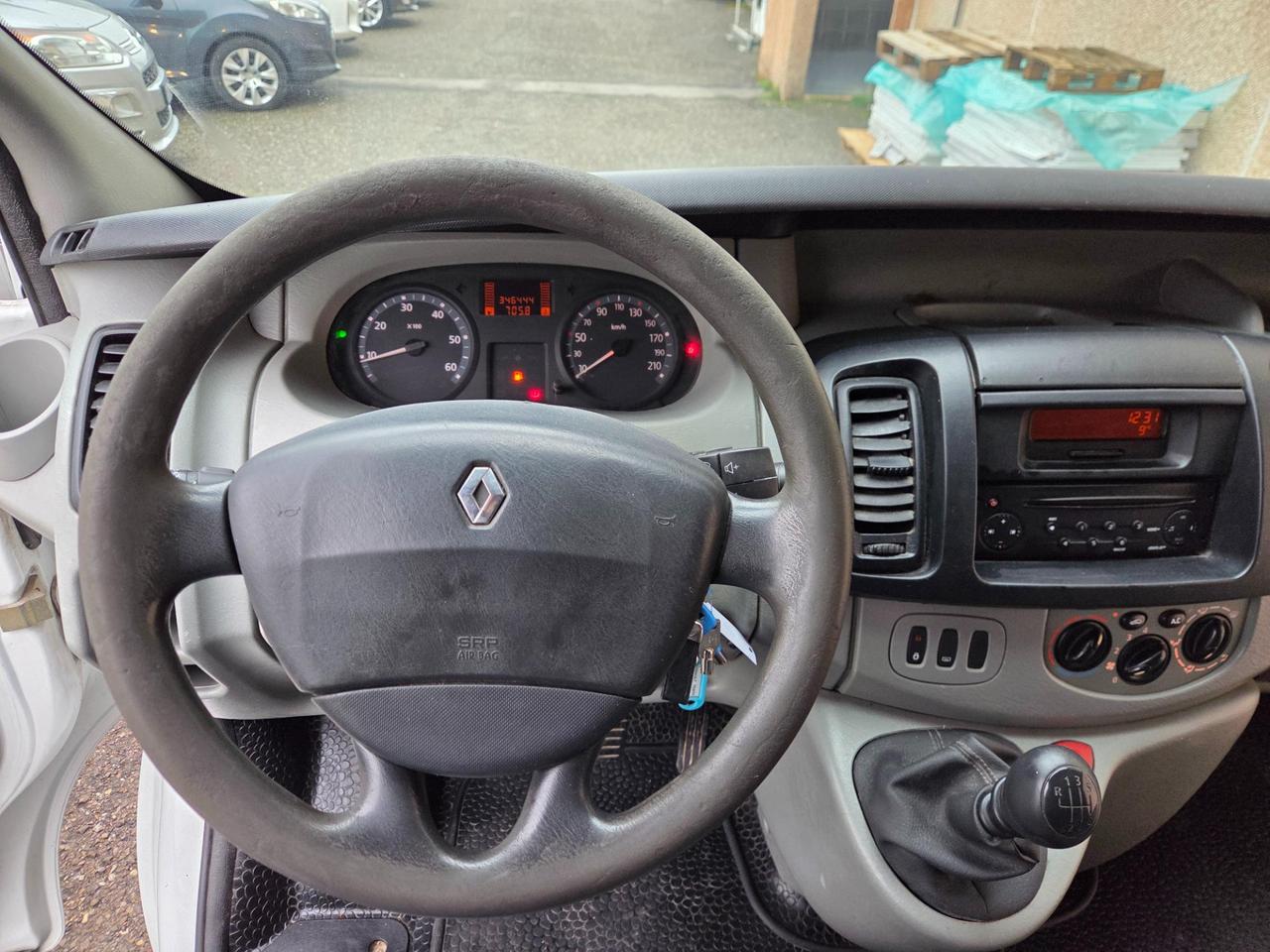 RENAULT Trafic T27 2.0 dci 115cv L1H1 +IVA