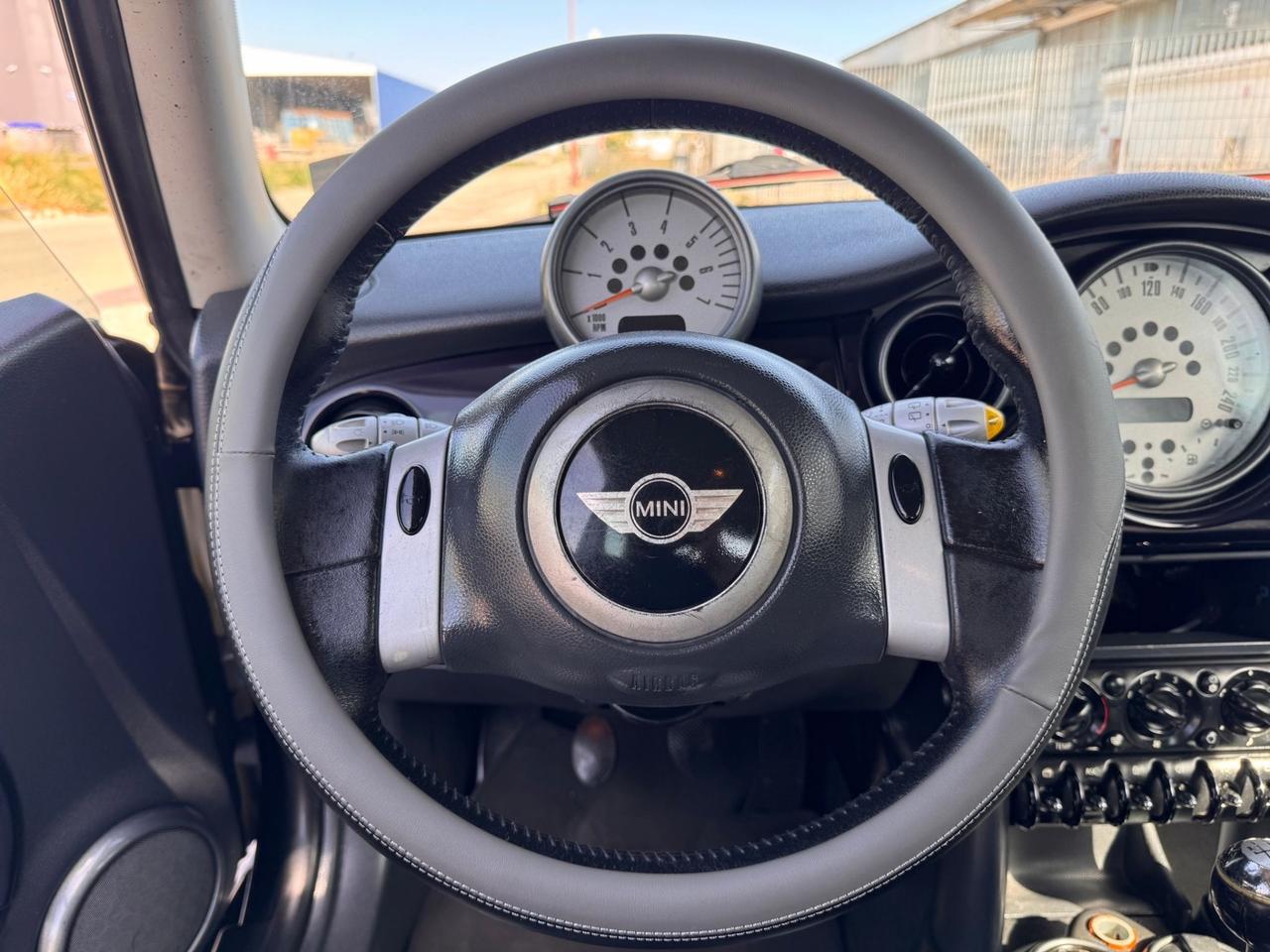 Mini 1.4 tdi One D Park Lane 149000 km