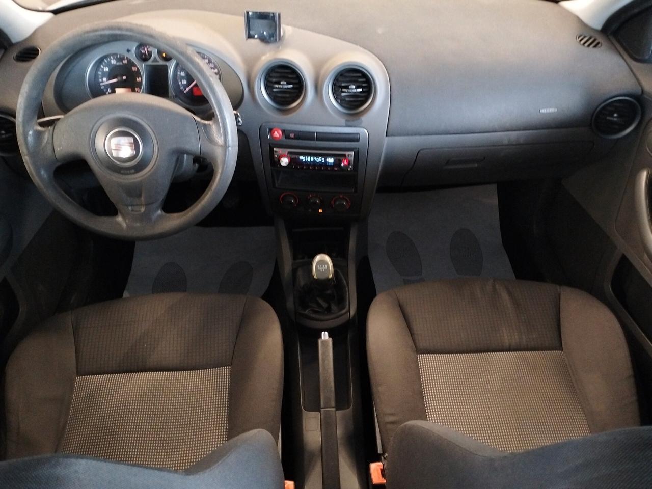 Seat Ibiza 1.4 16V 85CV