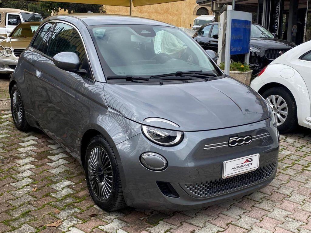 FIAT 500e business opening edition
