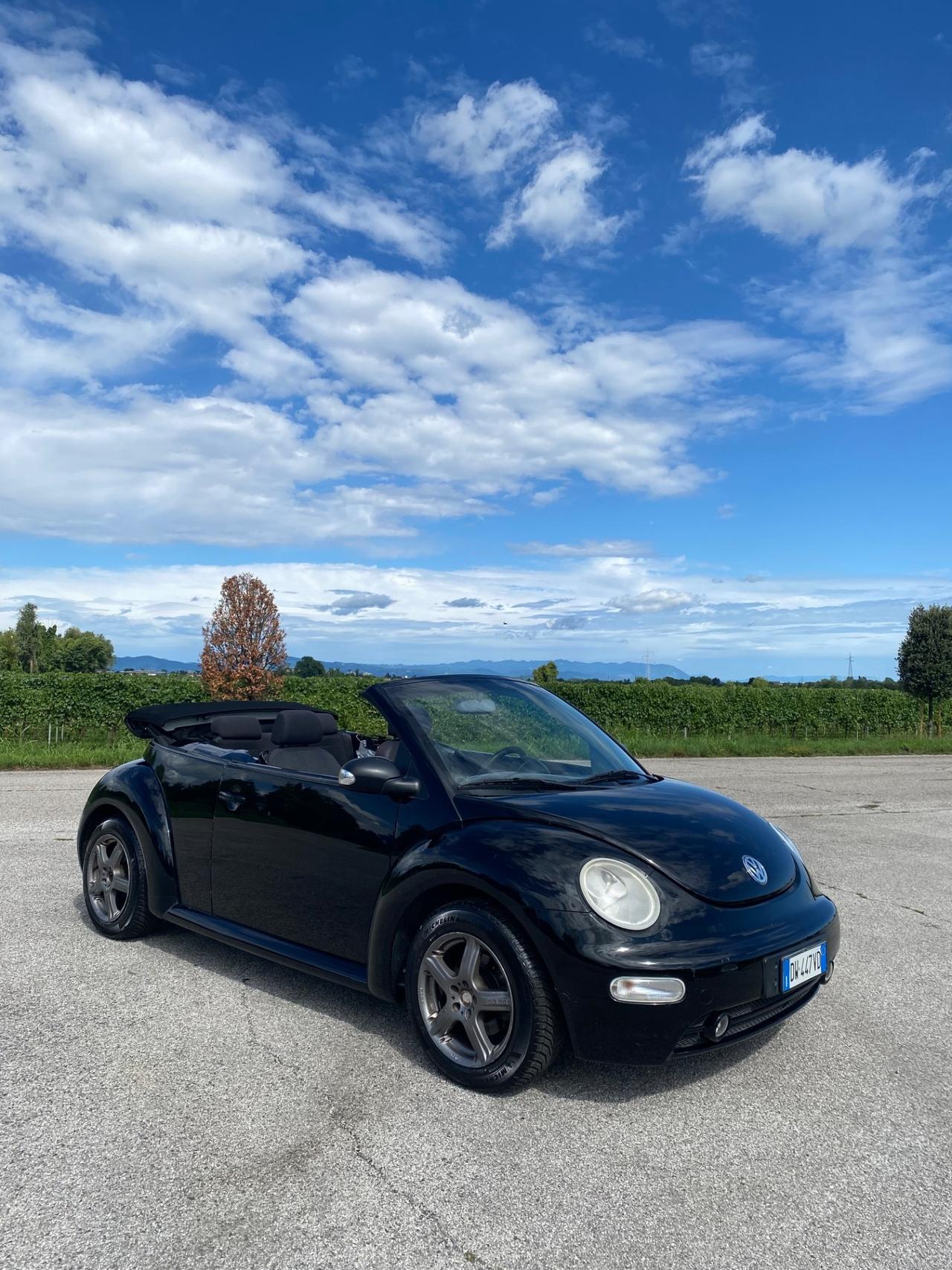Volkswagen New Beetle 1.6 Cabrio