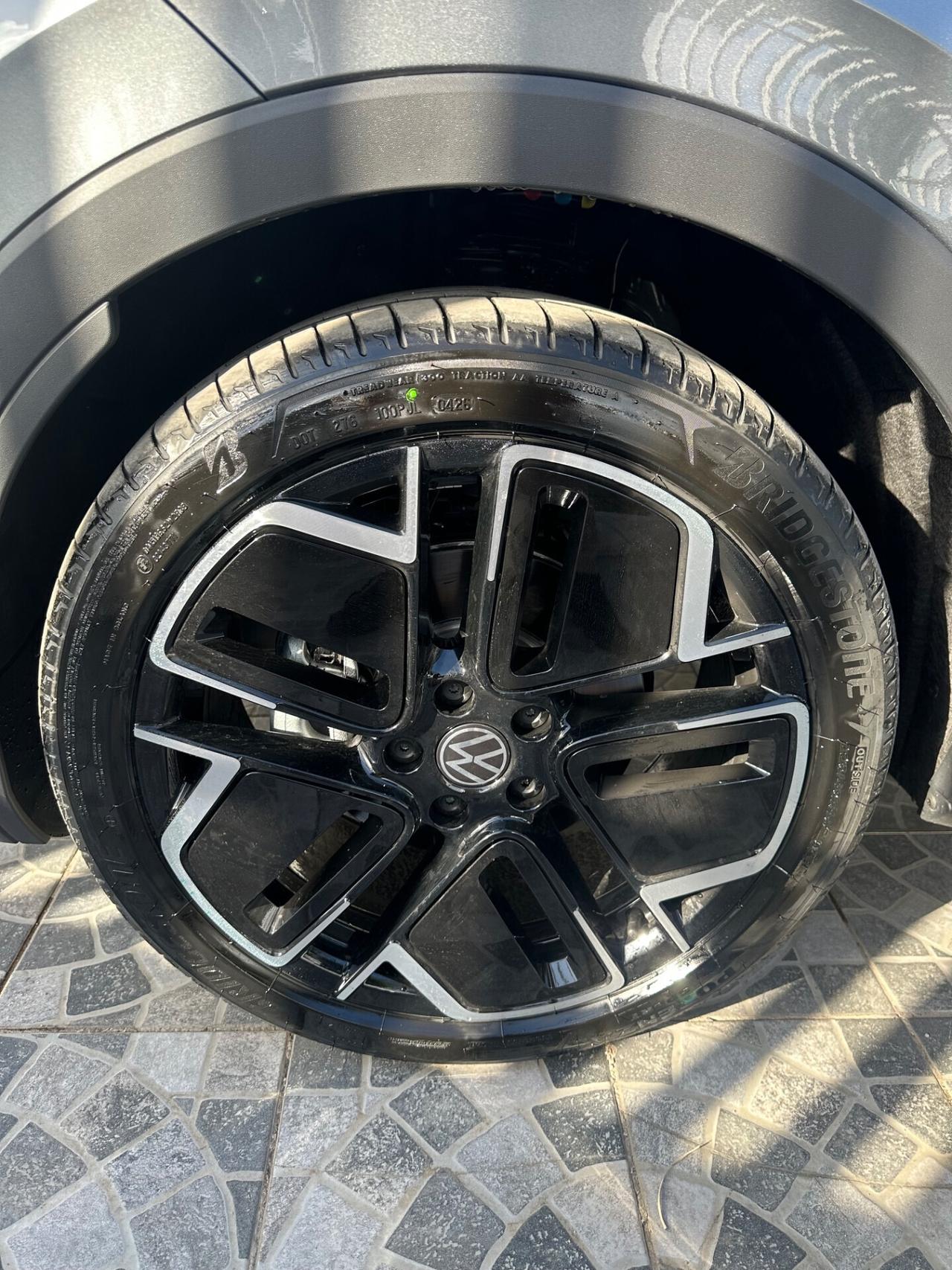 Volkswagen T-Roc 1.5 eTSI ACT 150 CV DSG R-Line