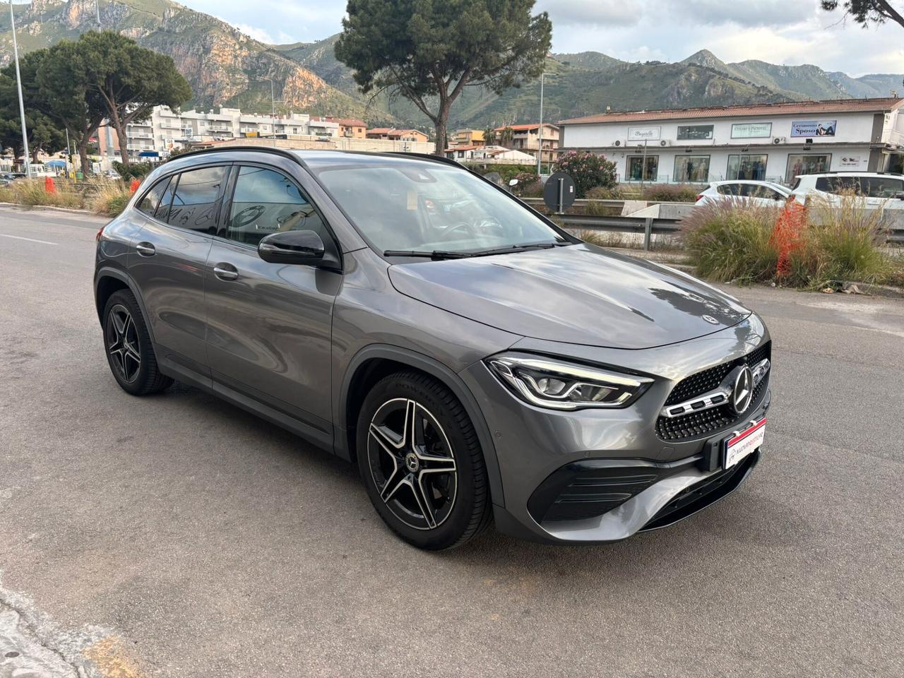 Mercedes-benz GLA 200 Mercedes 200d Premium AMG