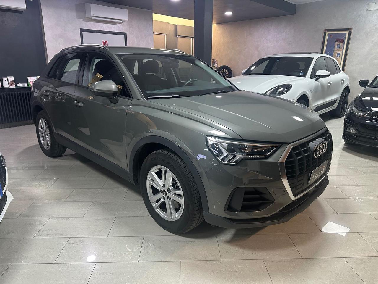 Audi Q3 Business Advanced 1.5 35 TFSI #7964