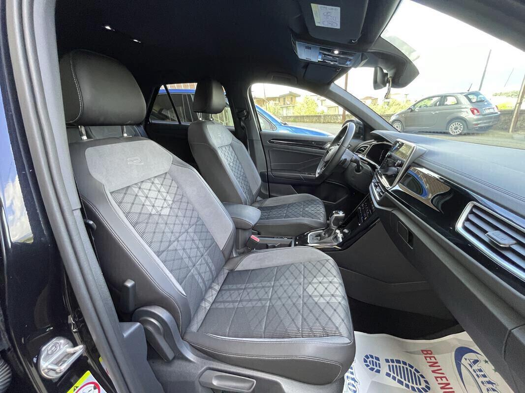 Volkswagen T-Roc 2.0 TDI SCR 150 CV DSG R-Line "Fari IQ.LIGHT LED Matrix-Cerchi in lega "Misano" 8 J x 19"