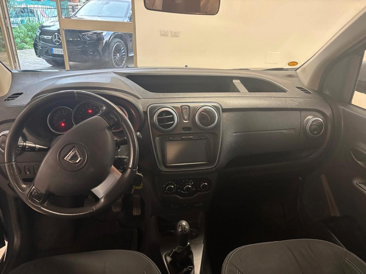 DACIA DOKKER ANNO 2015 DS 1.5 ADATTA NEOPATENTATI KM 100 MILA