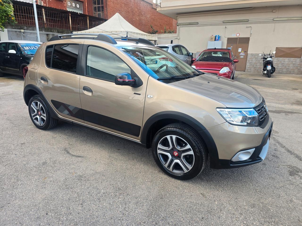 Dacia Sandero Stepway 0.9 TCe Turbo GPL 90 CV S&S Techroad
