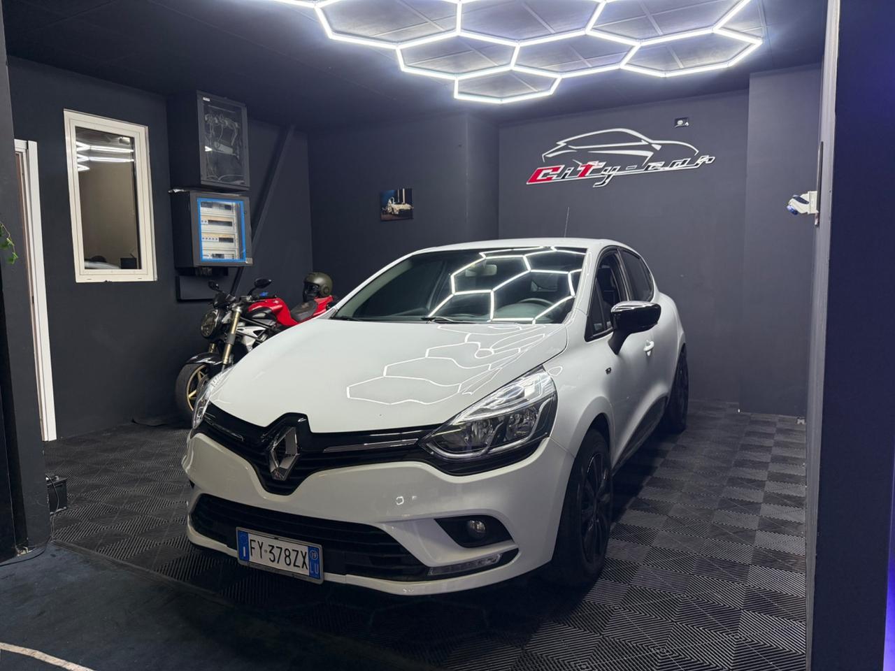 Renault Clio Sporter TCe 12V 75 CV Moschino Life