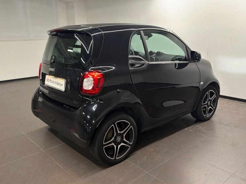 smart fortwo III 2020