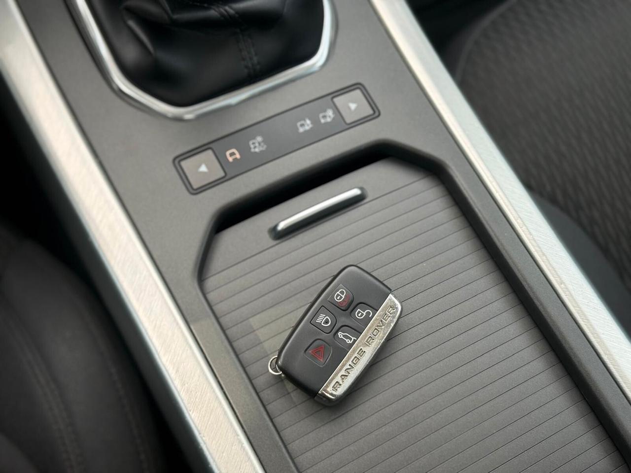 Range Rover Evoque 2.0 TD4 150 CV 5p. SE Bicolo *Tetto