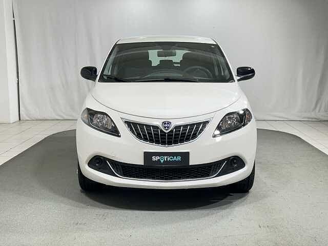 Lancia Ypsilon 1.0 FireFly 5 porte S&S Hybrid Platino KM ZERO