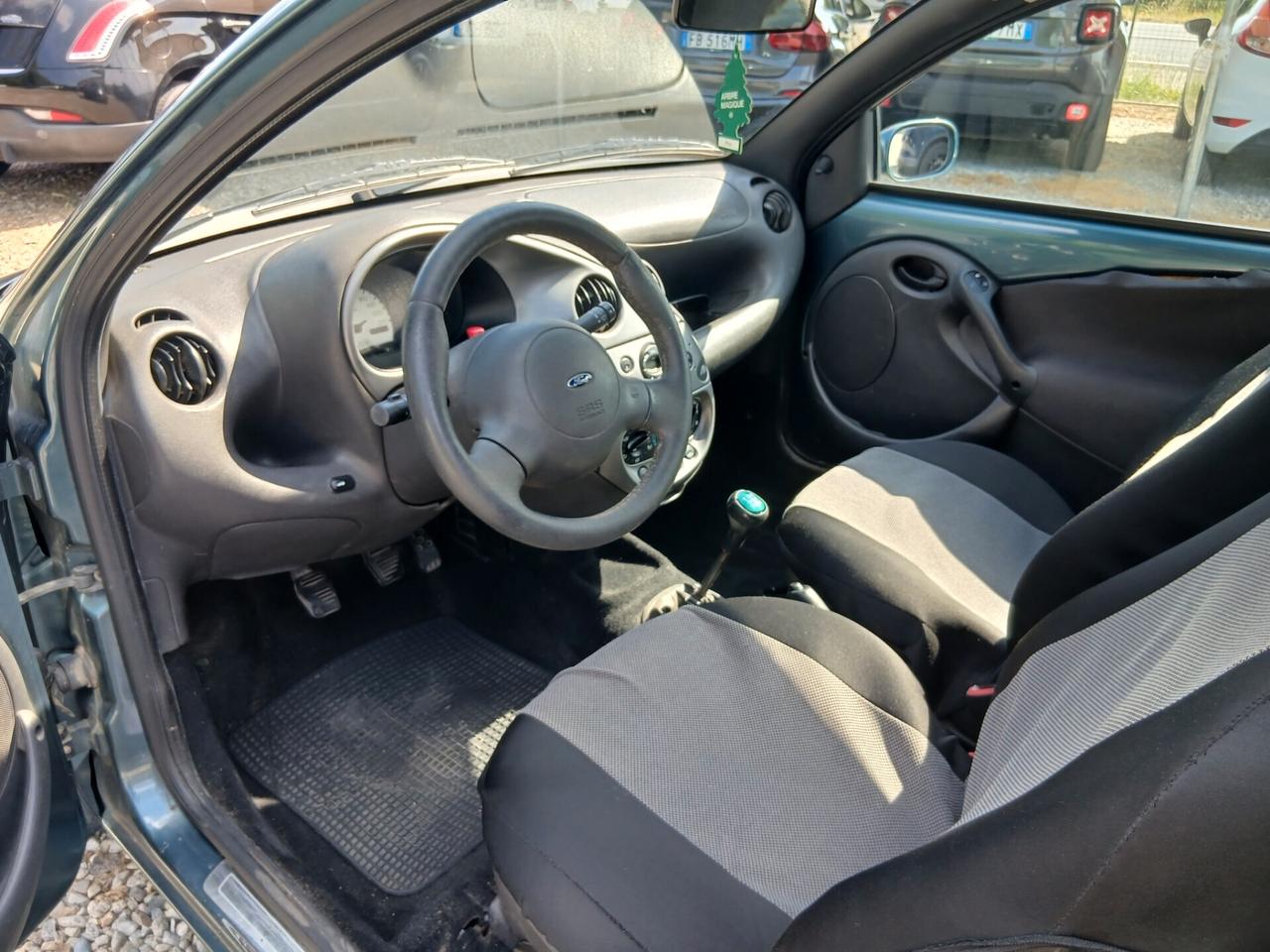 FORD KA 1300 b