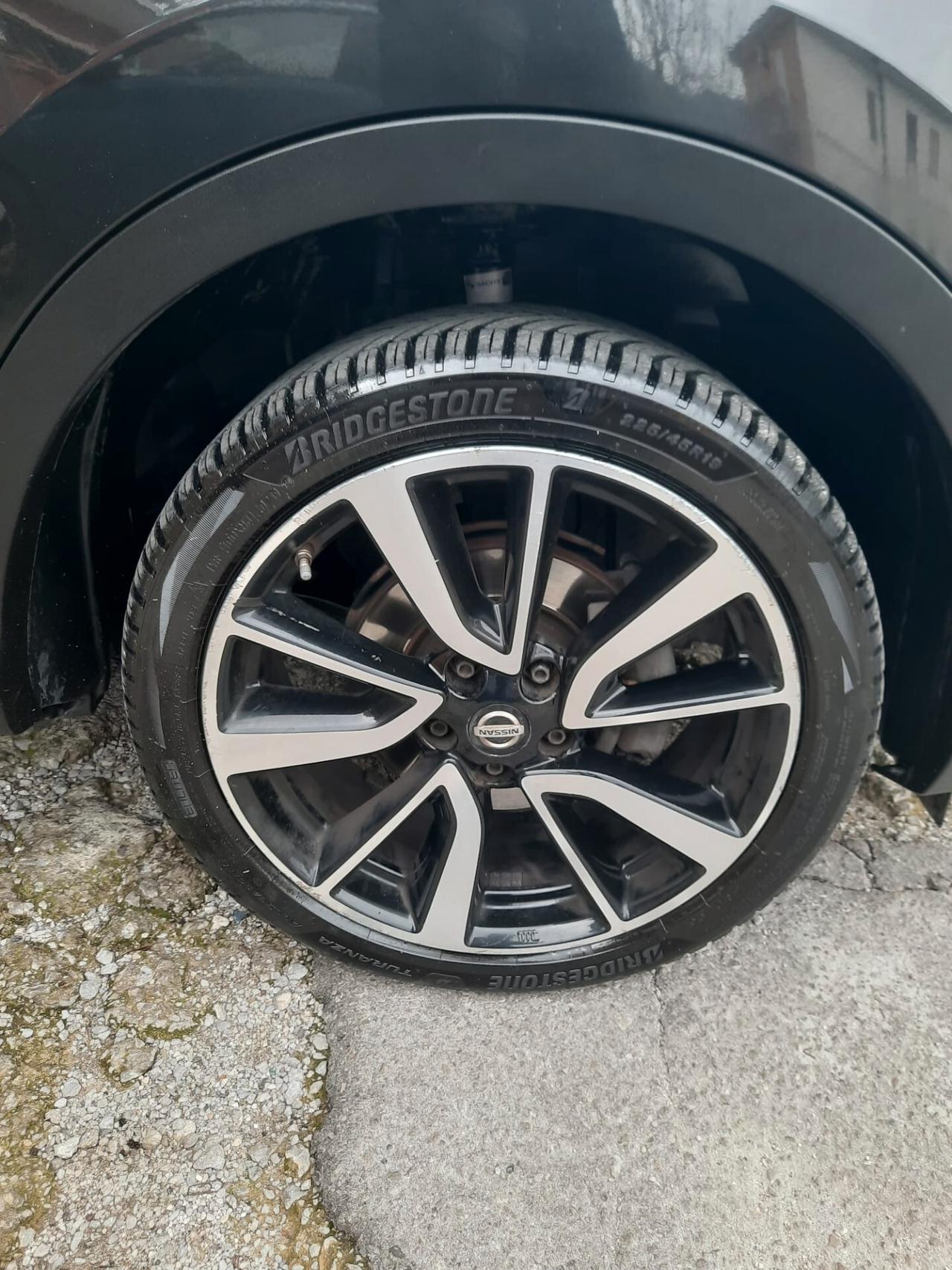 Nissan Qashqai 1.6 dCi 4WD Tekna