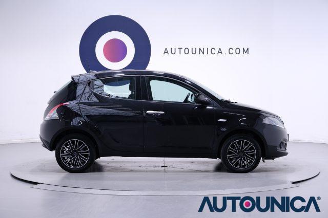 LANCIA Ypsilon 1.0 FIREFLY 5 PORTE S&S HYBRID GOLD NEOPATENTATI