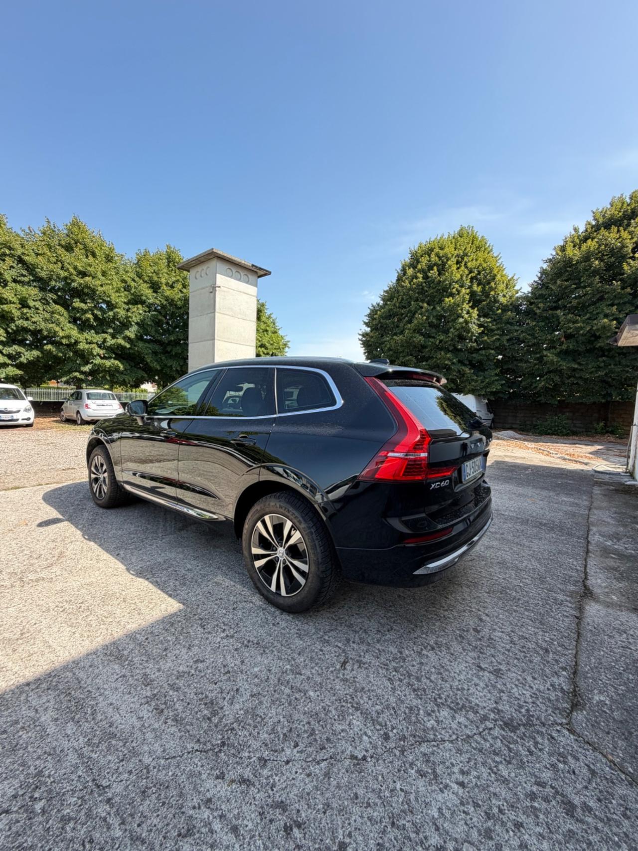 Volvo XC 60 XC60 T6 Recharge Plug-in Hybrid AWD aut. Ultimate Bright