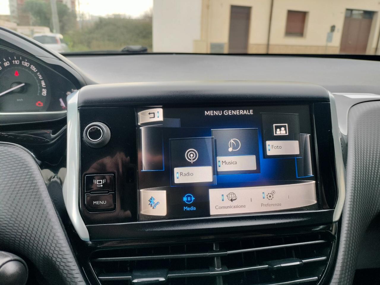 Peugeot 2008 1.6 e-HDi 92 CV Stop&Start Allure