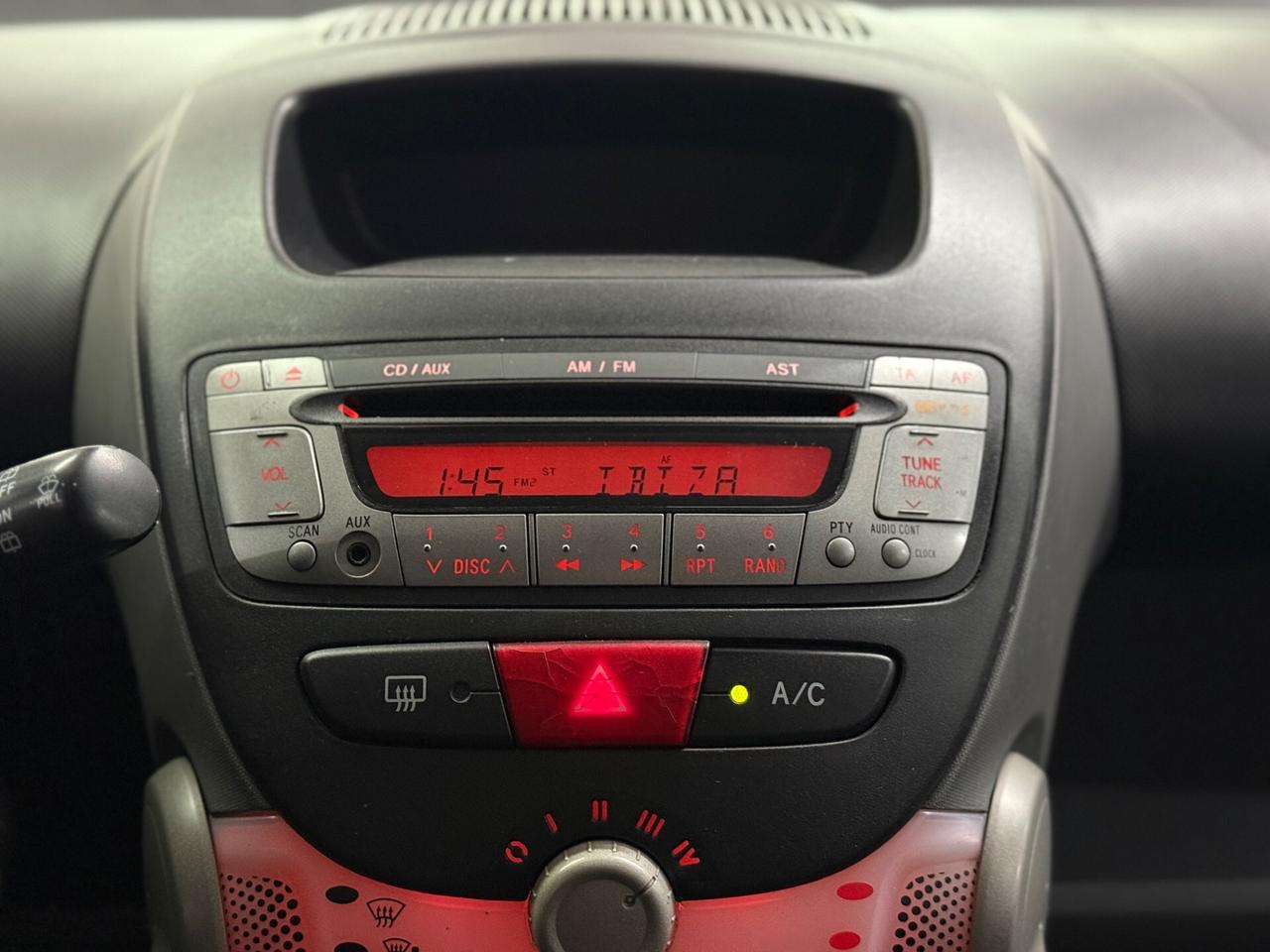 TOYOTA Aygo 2010 1.0 VVT-i 68cv 5 porte Sol