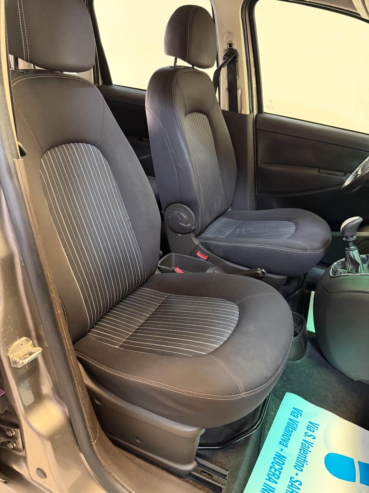 Lancia MUSA 1.4 8V GPL Ecochic Platino Full DISTRIBUZ TAGLIANDATA NEOPATENTATI