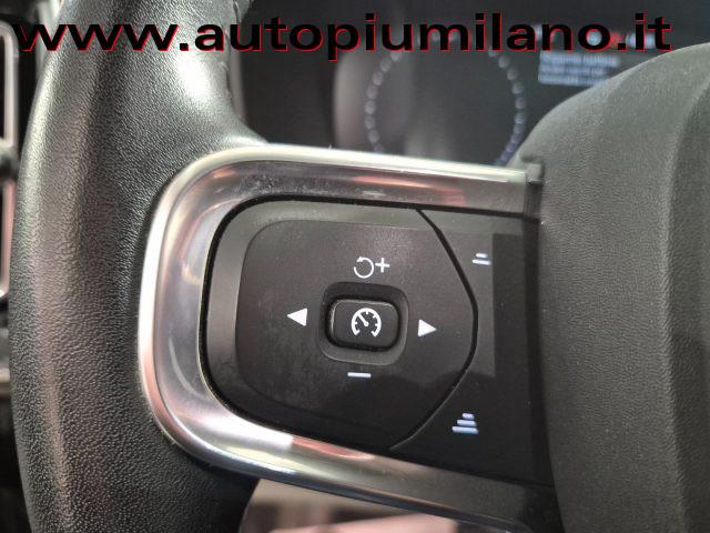 VOLVO XC40 T5 Recharge Plug-in Hybrid Inscription