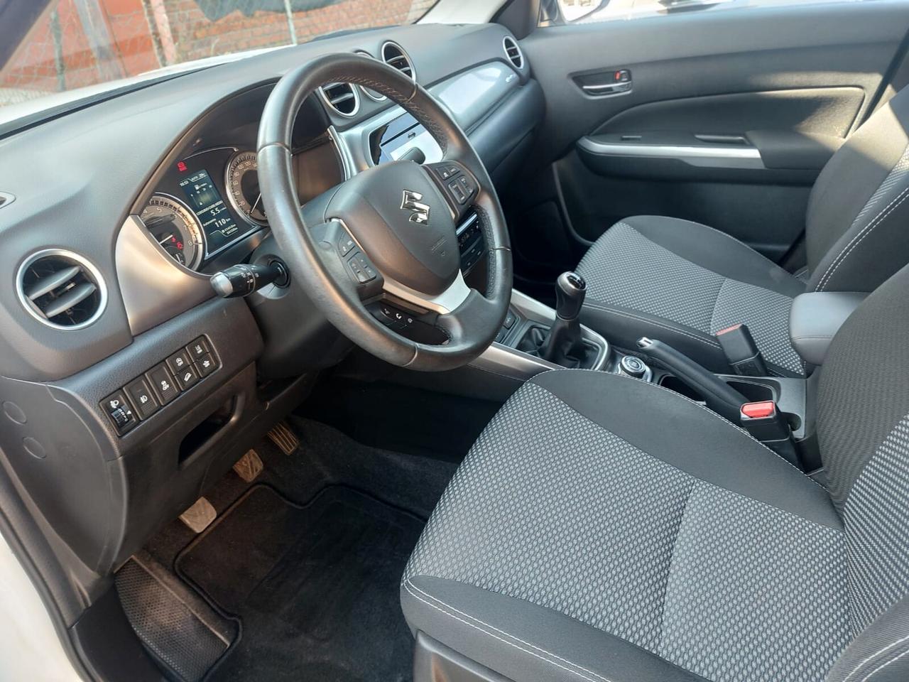 Suzuki Vitara 1.0 Boosterjet 4WD AllGrip Cool STUPENDA