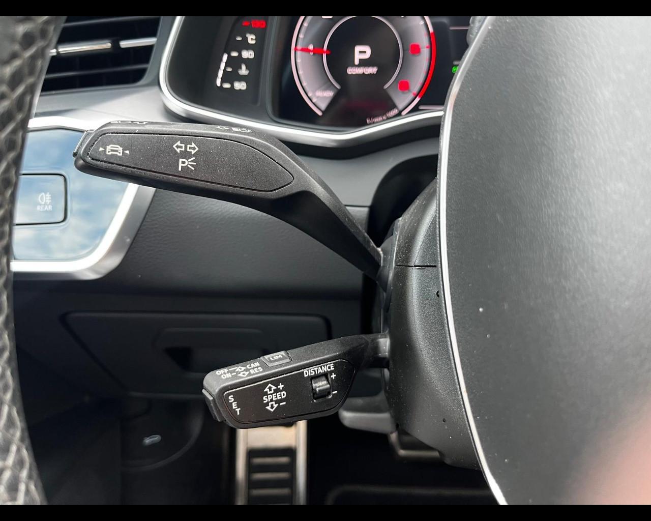 AUDI A6 AVANT 40 TDI MHEV QUATTRO S-TRONIC BUSINESS SPORT
