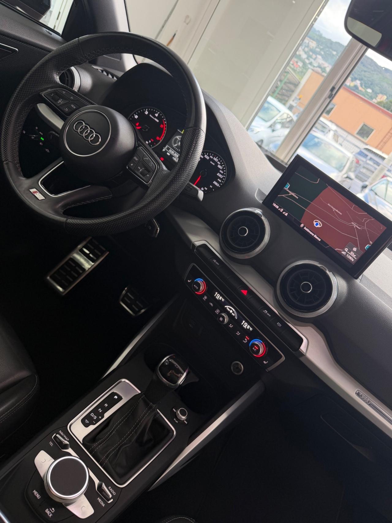 Audi Q2 2.0 150 S-LINE IDENTITY BLACK finanziabile
