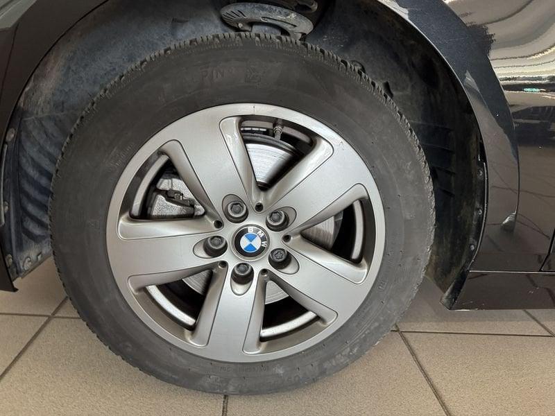 BMW Serie 1 116d 5p. Business Advantage