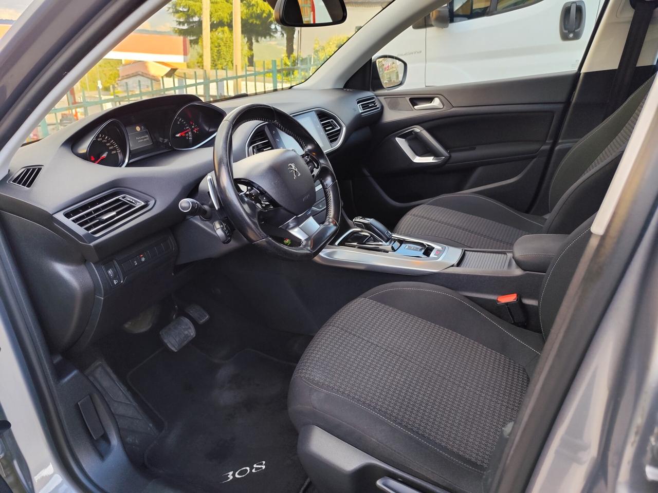 Peugeot 308 BlueHDi 130 S&S EAT8 SW Allure-Precisa in tutto!!