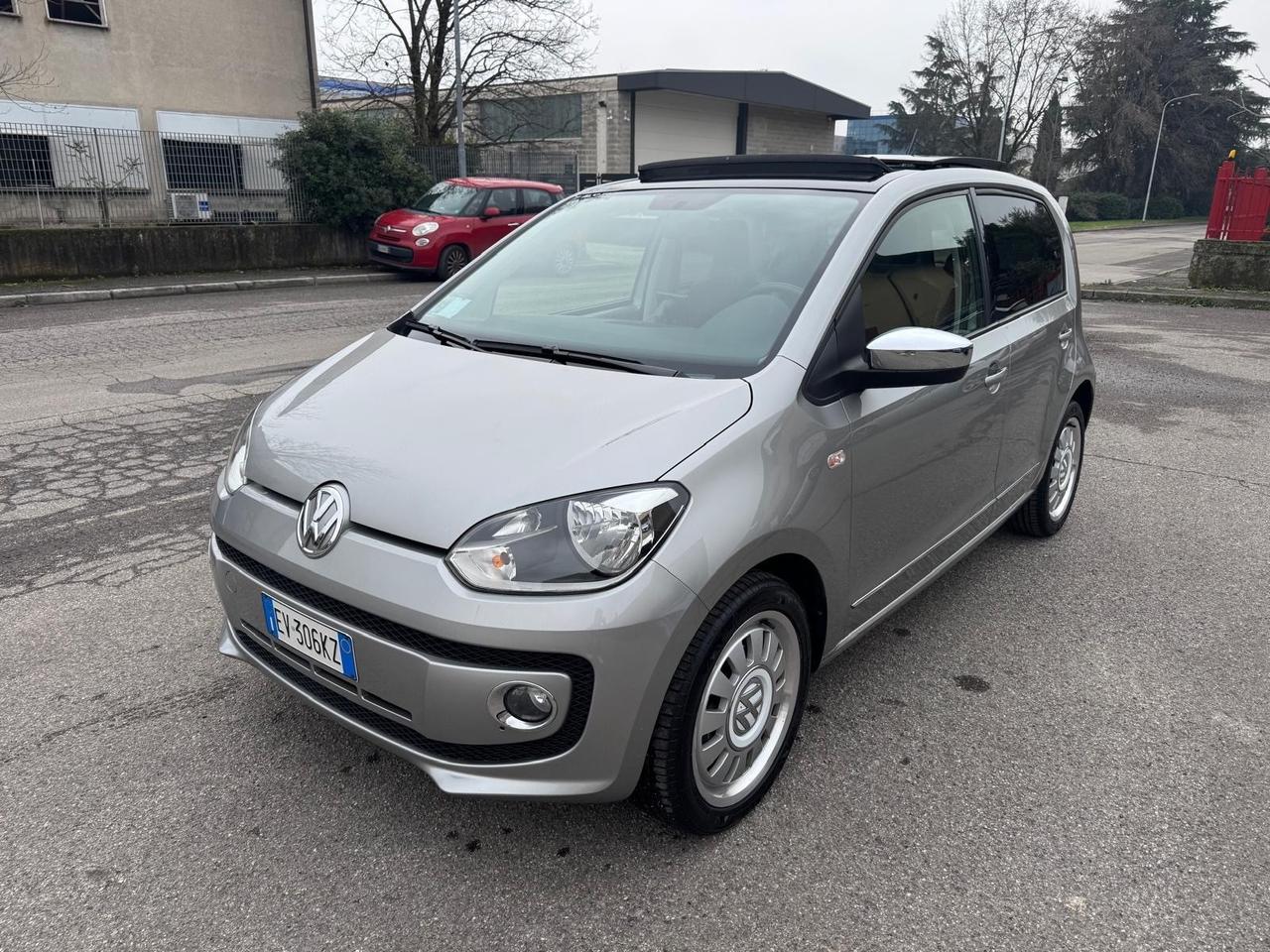 Volkswagen up! Metano neopatentati 94000 full optional