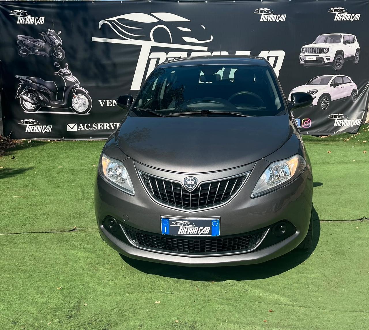 Lancia Ypsilon 1.0 FireFly 5 porte S&S Hybrid Alberta Ferretti