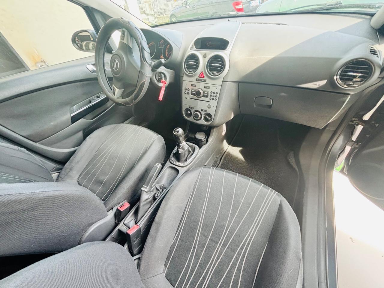 Opel Corsa 1.2 5 porte Enjoy