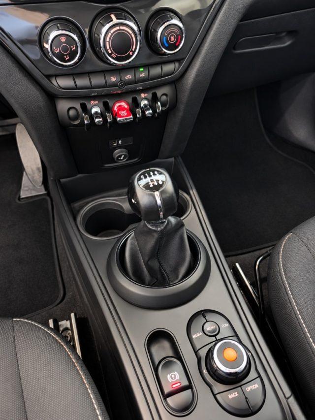 MINI Countryman 1.5 One D Hype Neo Patentati
