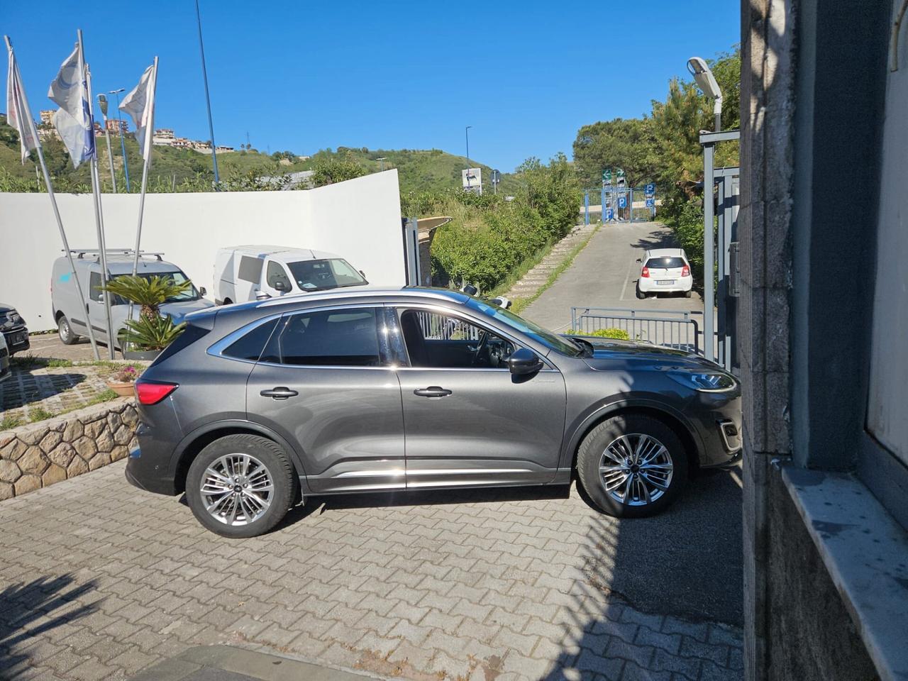 Ford Kuga 2.5 Full Hybrid 190 CV CVT AWD Vignale