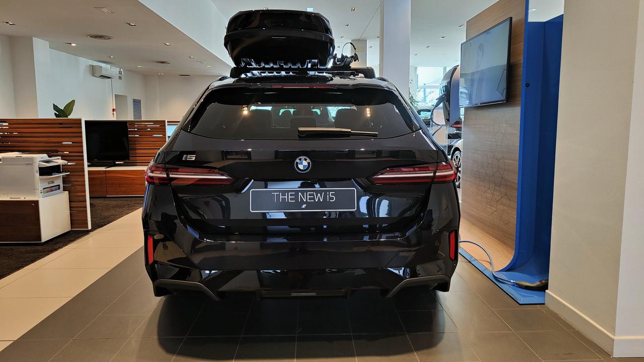 BMW BMW i5 eDrive40 Touring