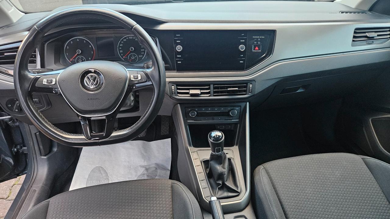Volkswagen Polo 5p 1.0 evo Comfortline 65cv CLIMA AUT-CARPLAY