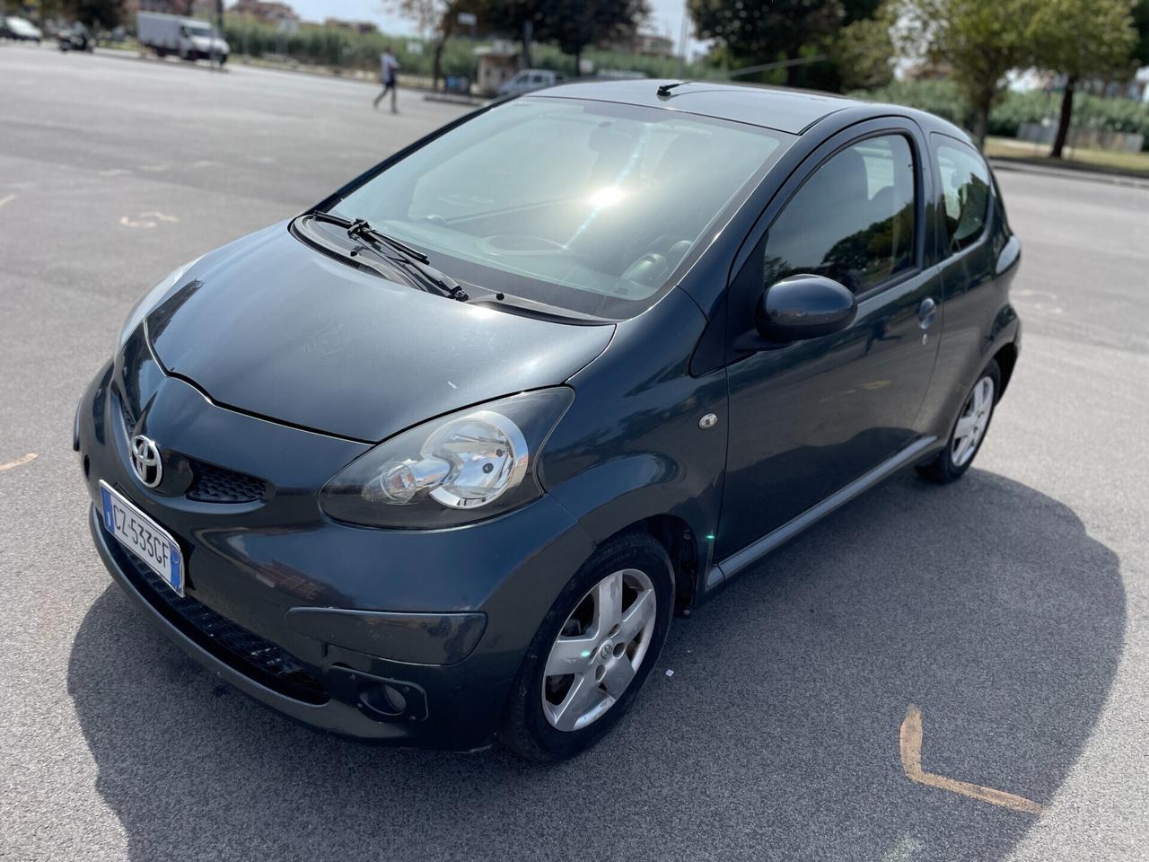 Toyota Aygo 1.0 3p 69cv APPENA TAGLIANDATA