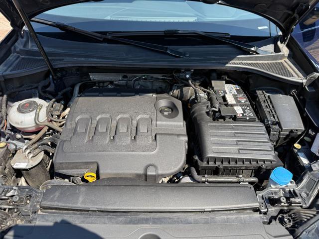 AUDI Q3 35 TDI S tronic Business