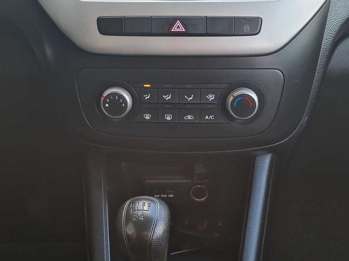 KIA VENGA 1.4 COOL