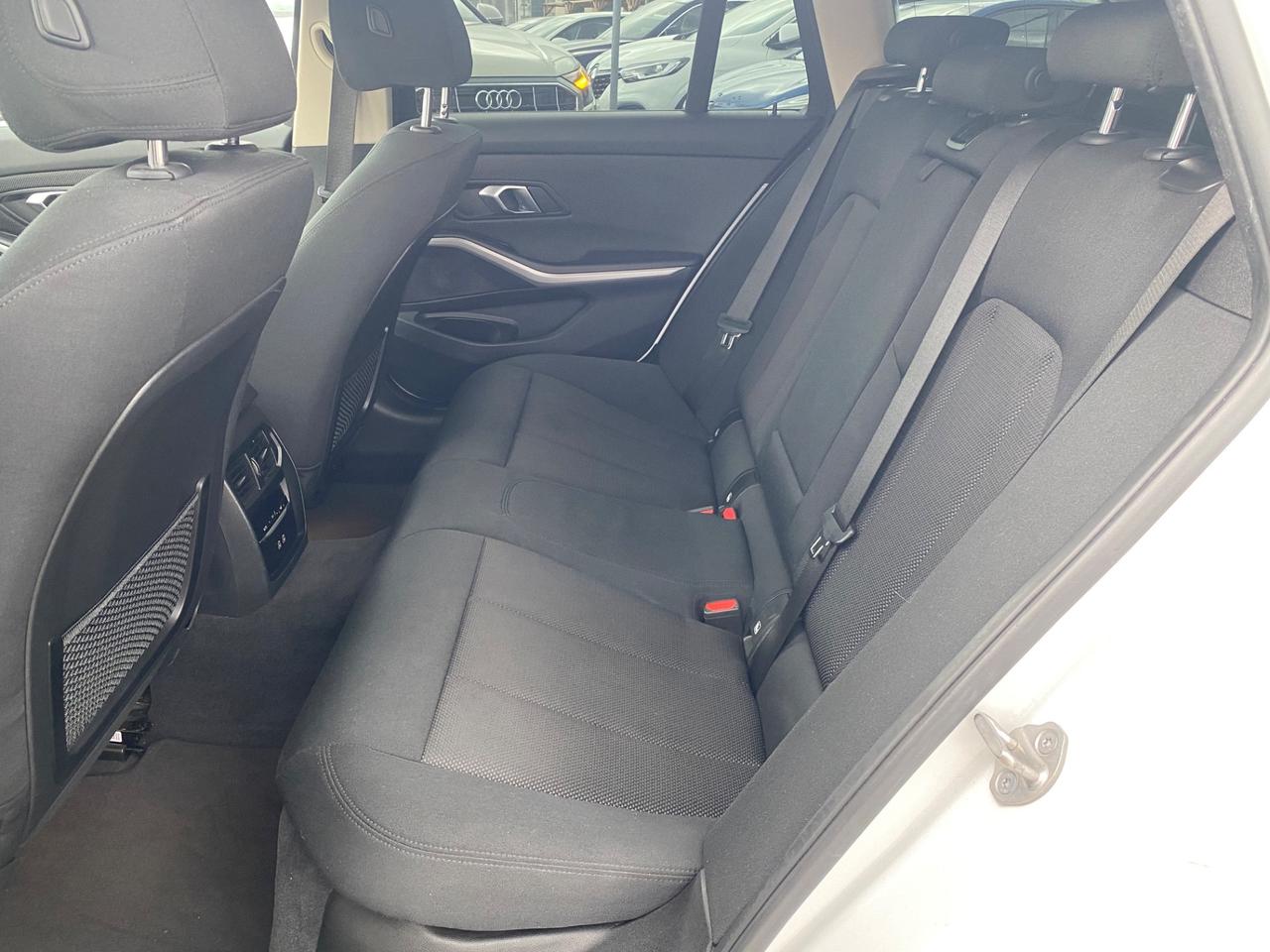 Bmw 320d 48V xDrive Touring Business Advantage