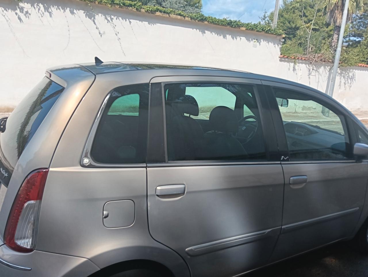 Lancia MUSA 1.3 Multijet 16V 90 CV Oro Plus TETTO UNIPROP. VETRINA