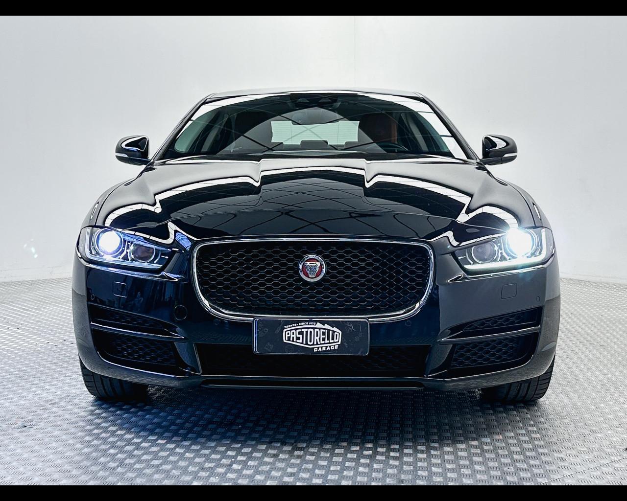 JAGUAR XE 2.0 D Turbo 180 CV AWD aut. Prestig