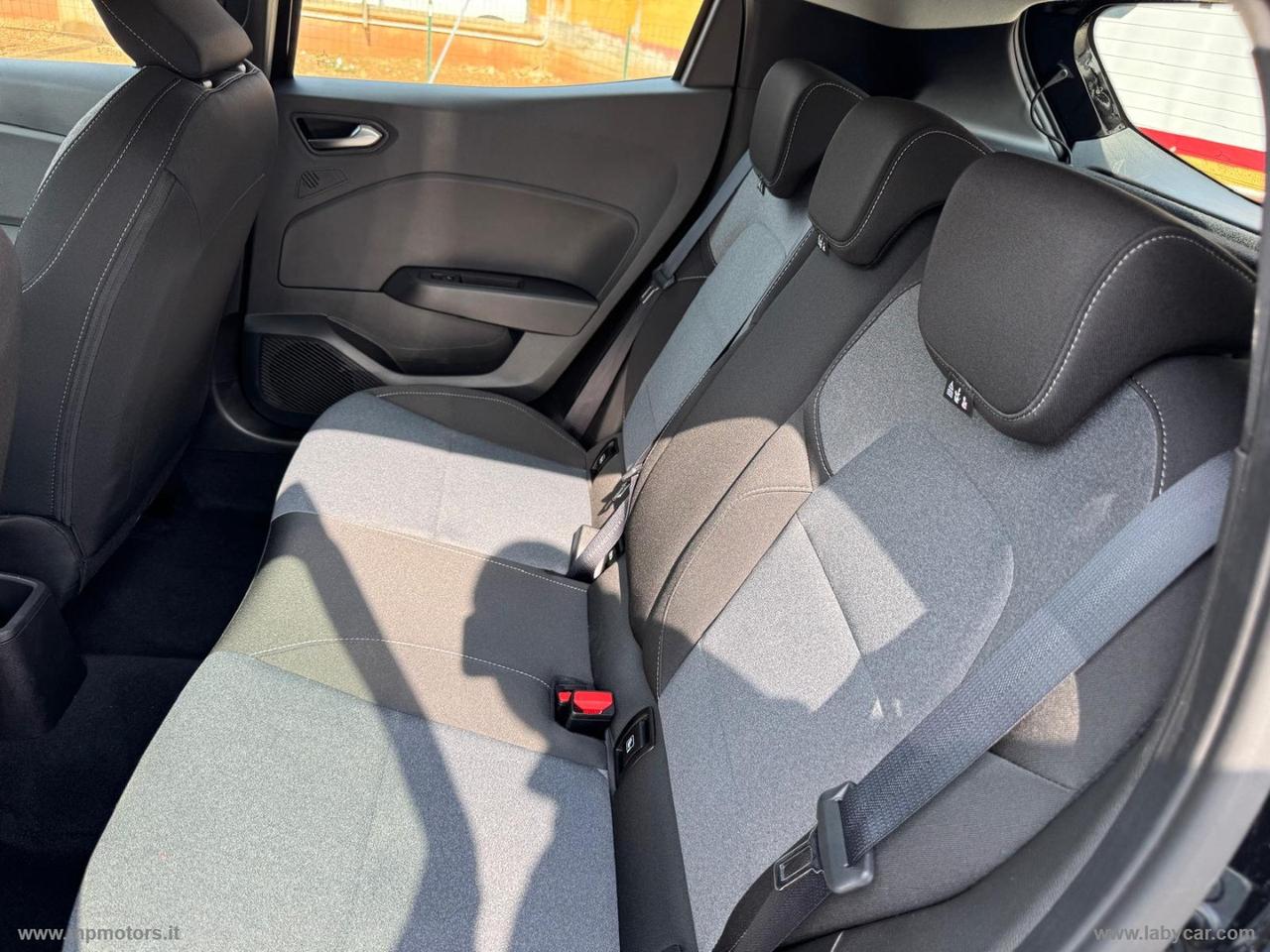 RENAULT CLIO EVOLUTION 1.0 65CV 2.700KM