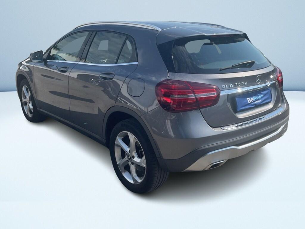 Mercedes GLA 200 200 D Sport 4Matic 7G-DCT