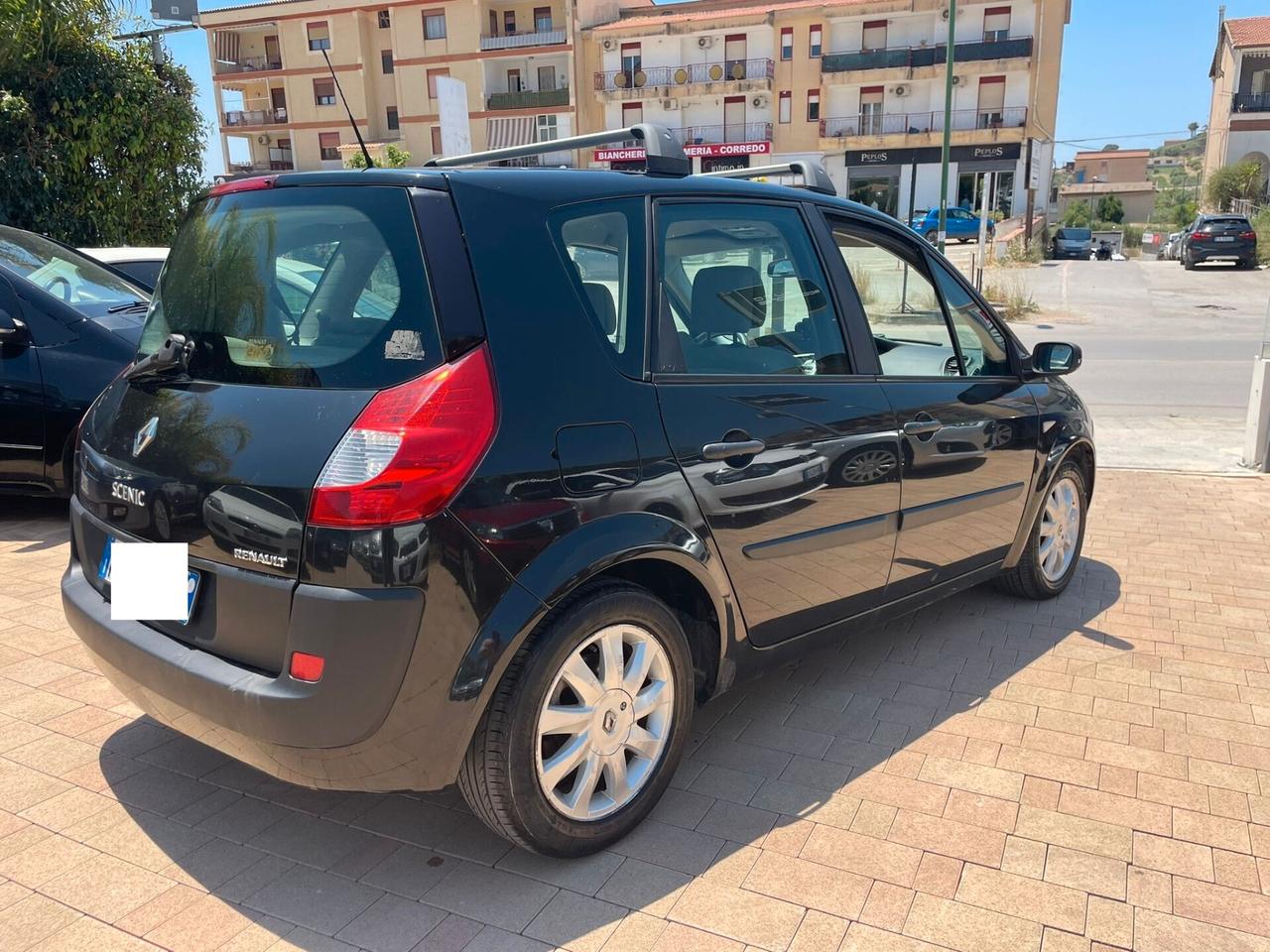 Renault Scenic "Finanziabile Senza Busta Paga"